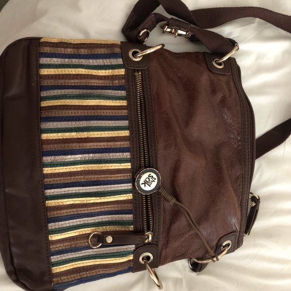 Purses - Picture 3 of 4